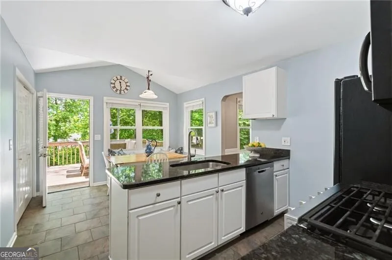 304 Rose Creek WAY Woodstock, GA 30189