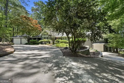 6504 Yacht Club RD