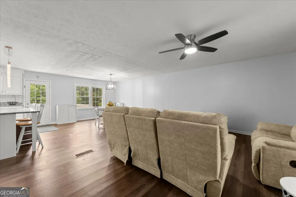 177 Norton CIR Carrollton, GA 30117