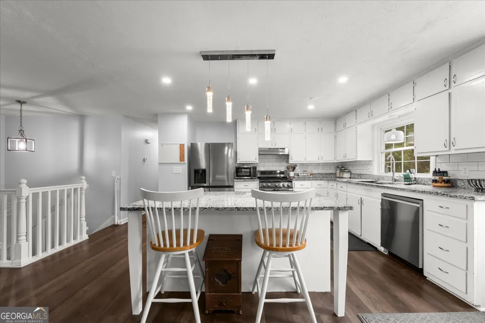 177 Norton CIR Carrollton, GA 30117
