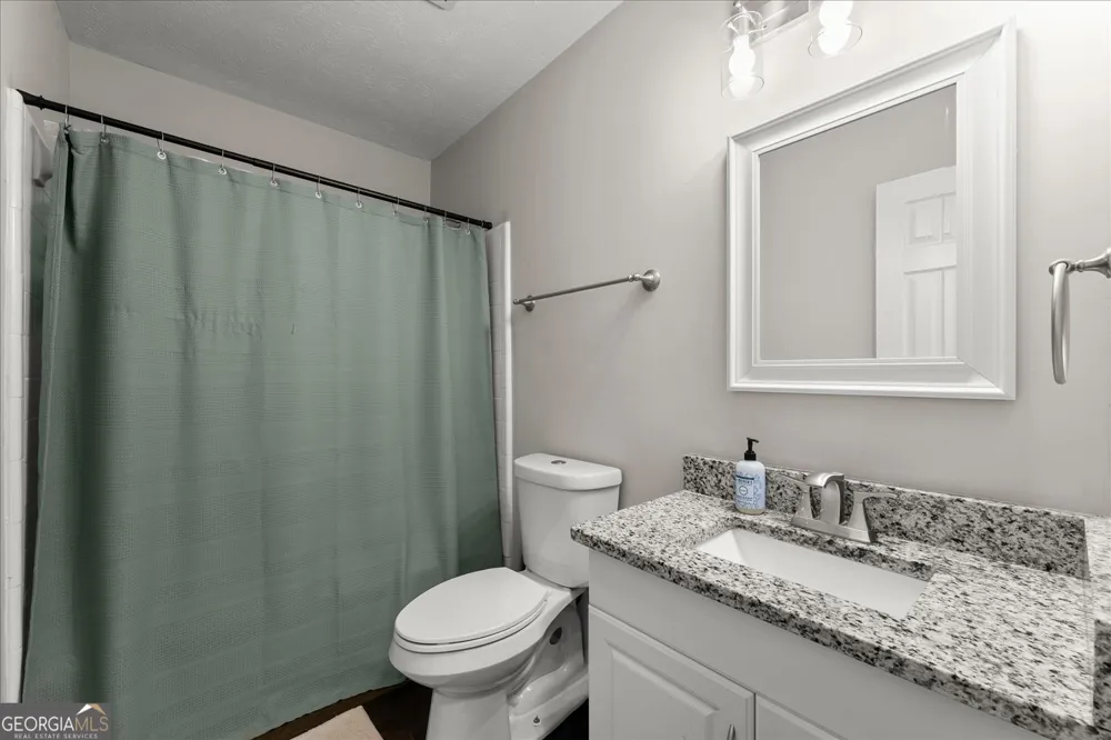 177 Norton CIR Carrollton, GA 30117