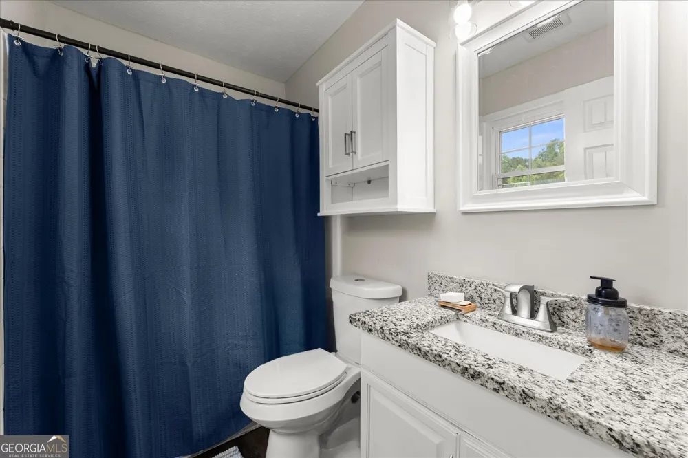 177 Norton CIR Carrollton, GA 30117