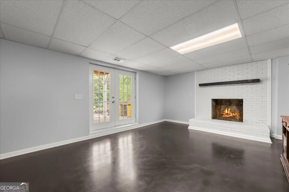 177 Norton CIR Carrollton, GA 30117