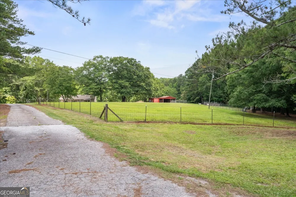177 Norton CIR Carrollton, GA 30117