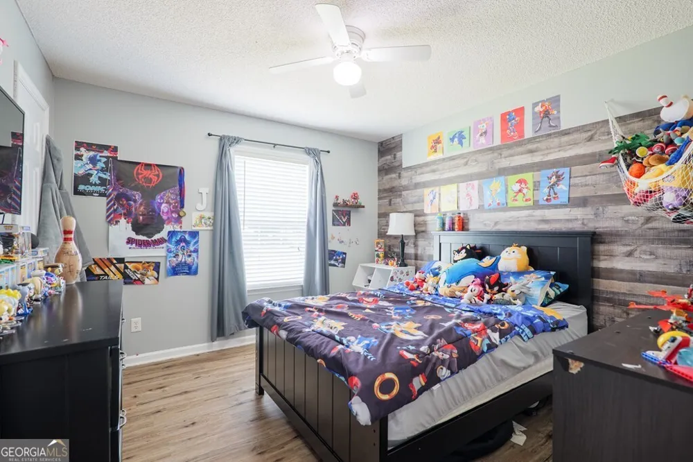 212 Hilltop CIR Valdosta, GA 31602