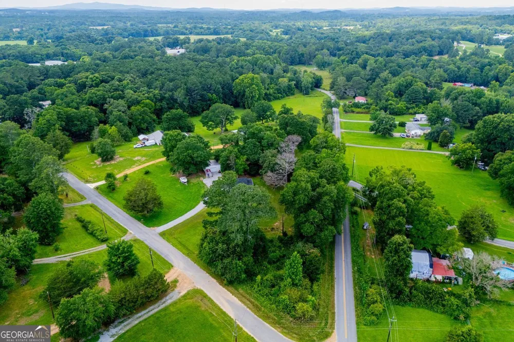 255 Mildred DR Cedartown, GA 30125
