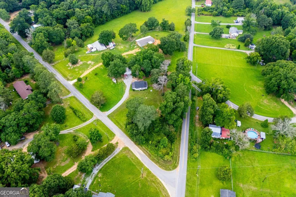 255 Mildred DR Cedartown, GA 30125