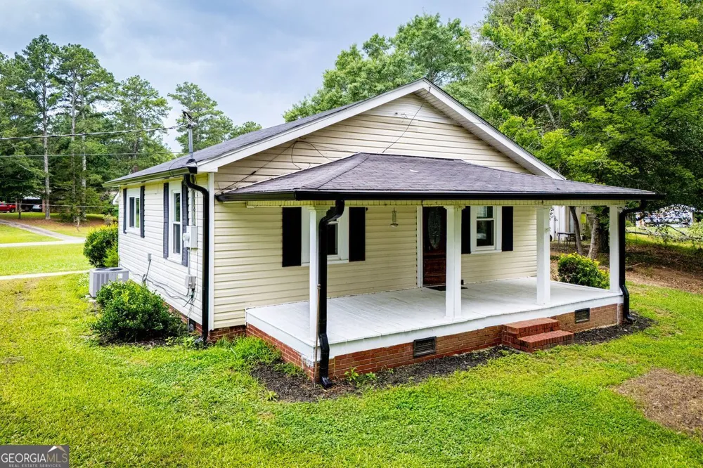 255 Mildred DR Cedartown, GA 30125