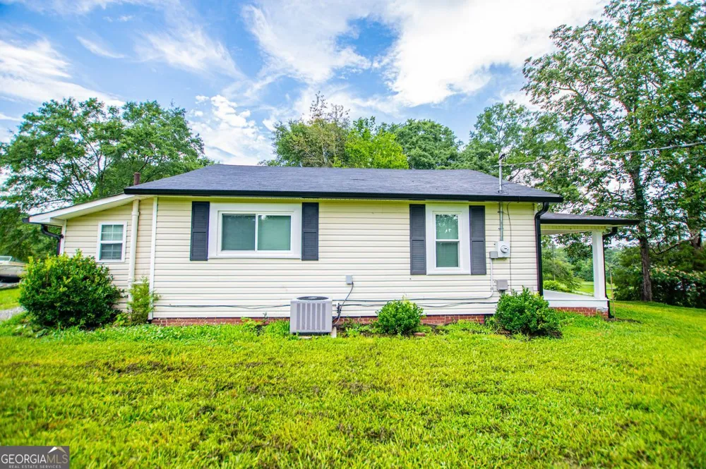 255 Mildred DR Cedartown, GA 30125