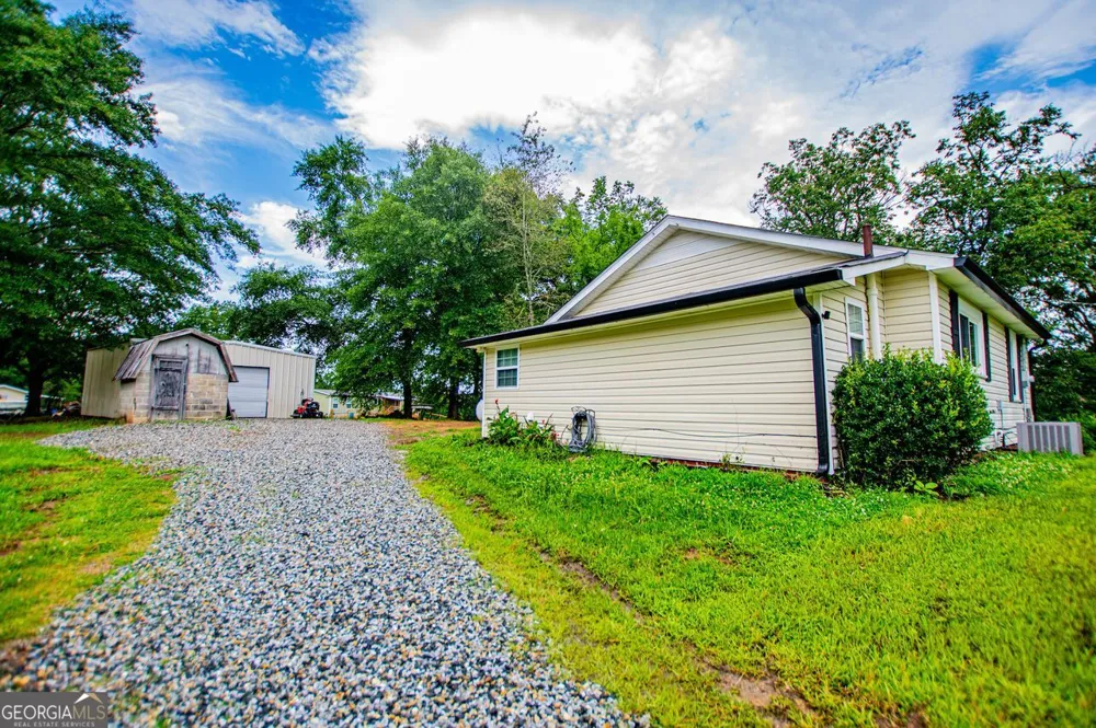 255 Mildred DR Cedartown, GA 30125