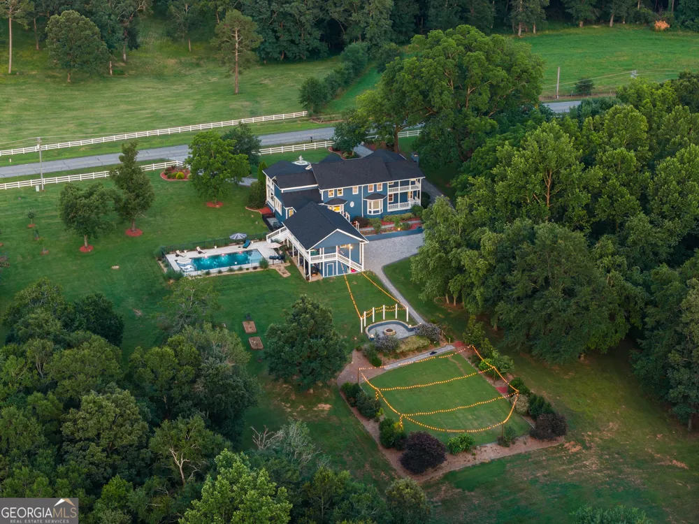 1857 Hardman RD Clarkesville, GA 30523