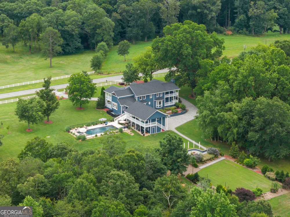 1857 Hardman RD Clarkesville, GA 30523