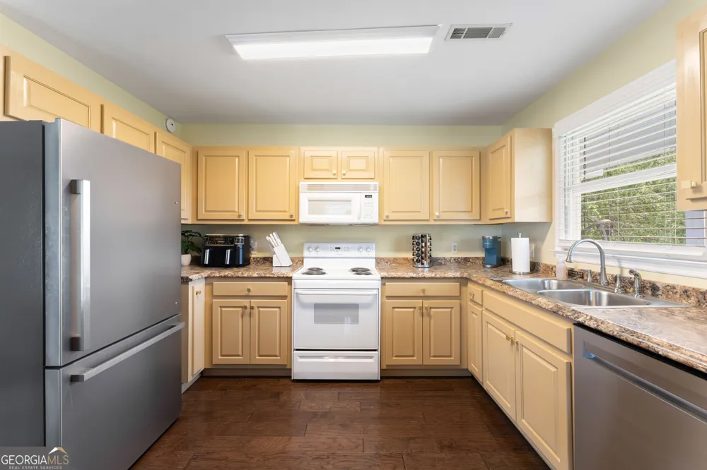 1857 Hardman RD Clarkesville, GA 30523