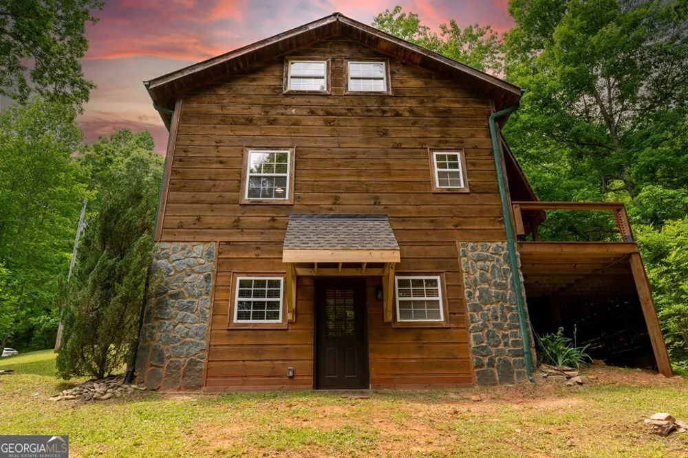 665 Shady LN Mineral Bluff, GA 30559