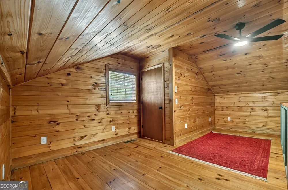 665 Shady LN Mineral Bluff, GA 30559
