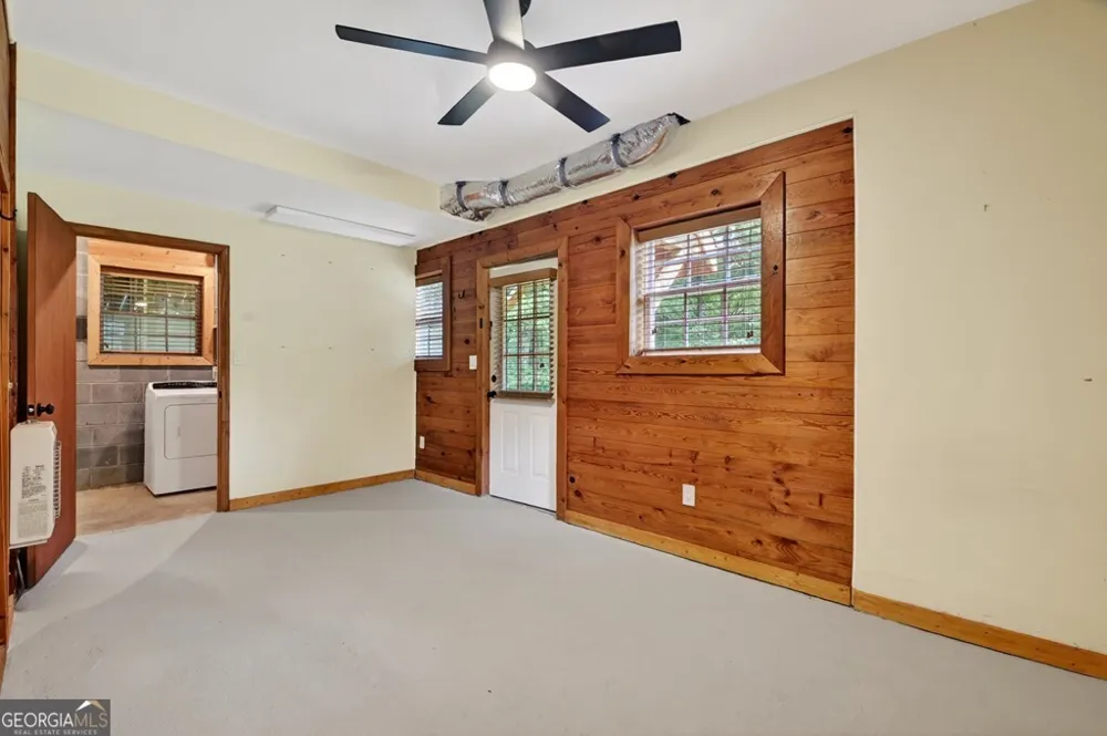 665 Shady LN Mineral Bluff, GA 30559