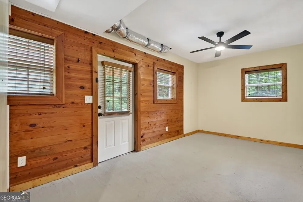 665 Shady LN Mineral Bluff, GA 30559
