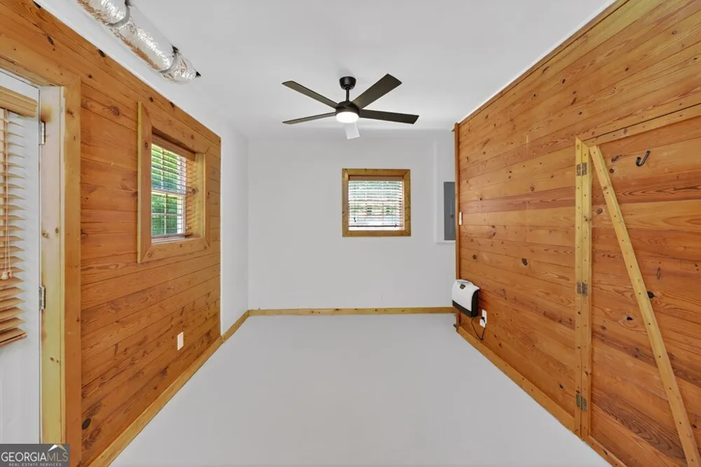 665 Shady LN Mineral Bluff, GA 30559