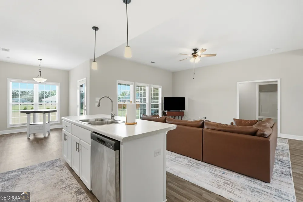 316 Old Rockdale DR Statesboro, GA 30461