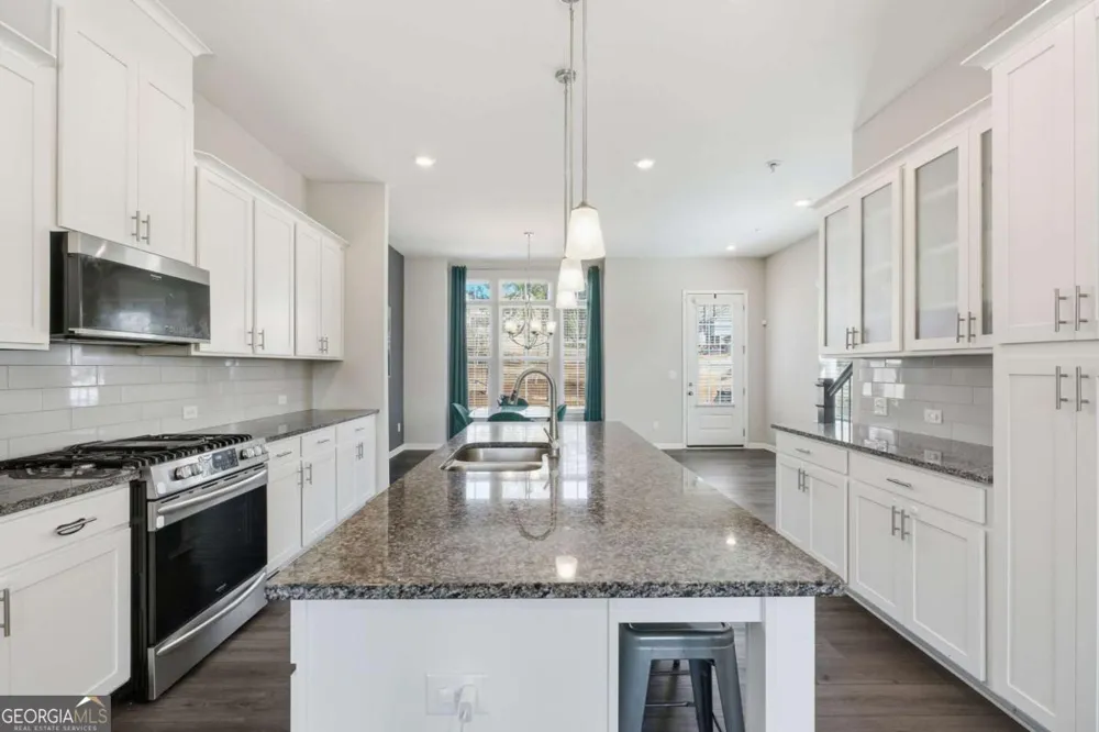 3317 Park Pointe CIR Scottdale, GA 30079