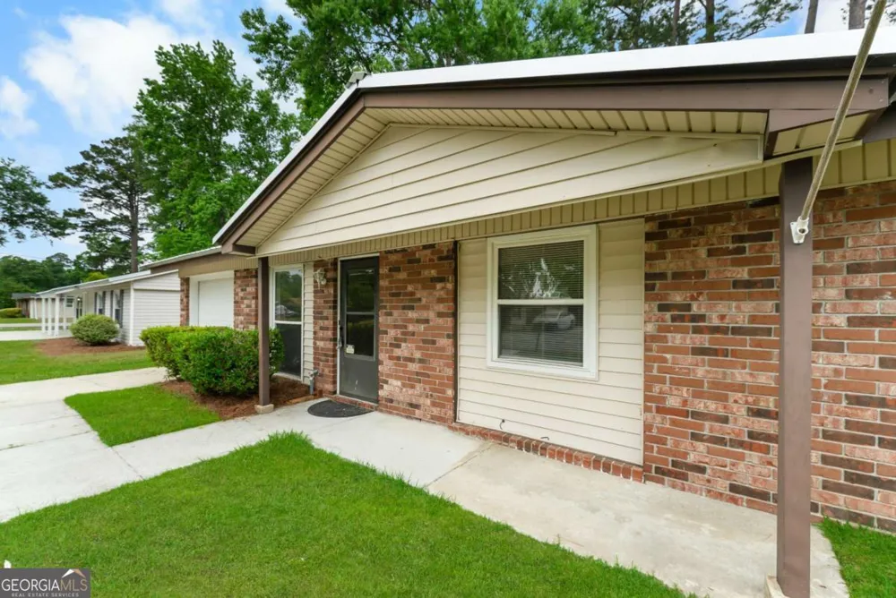 320 W Whatley ST Pooler, GA 31322