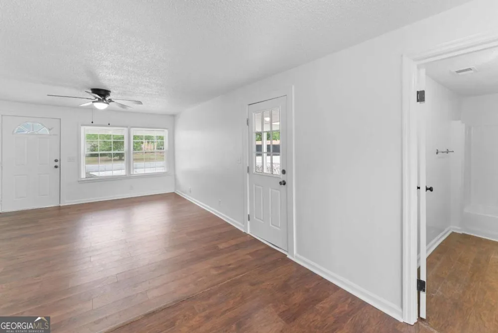 322 W Whatley ST Pooler, GA 31322