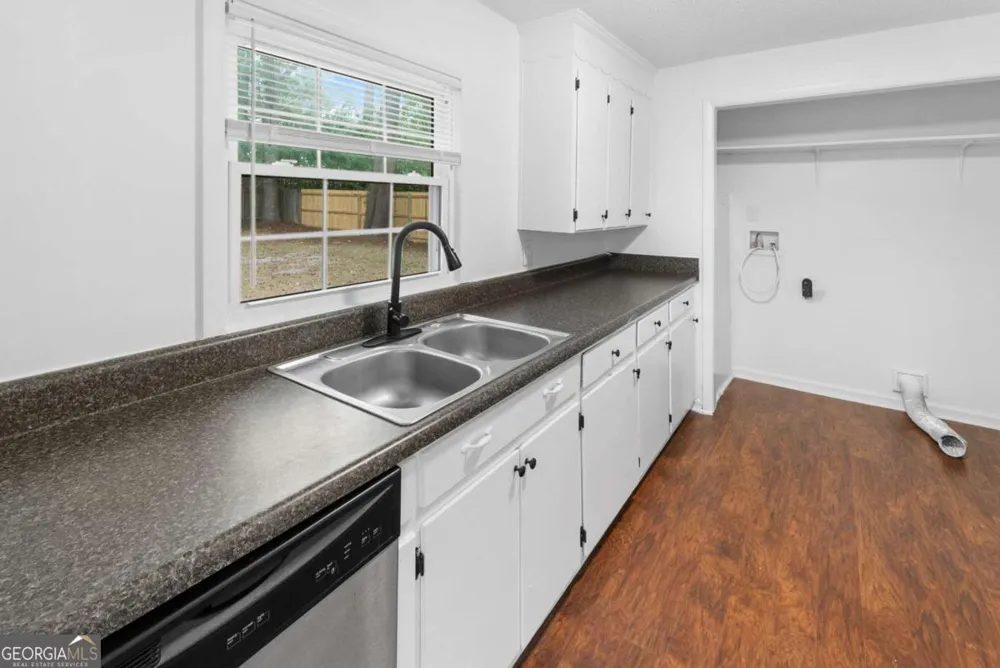322 W Whatley ST Pooler, GA 31322