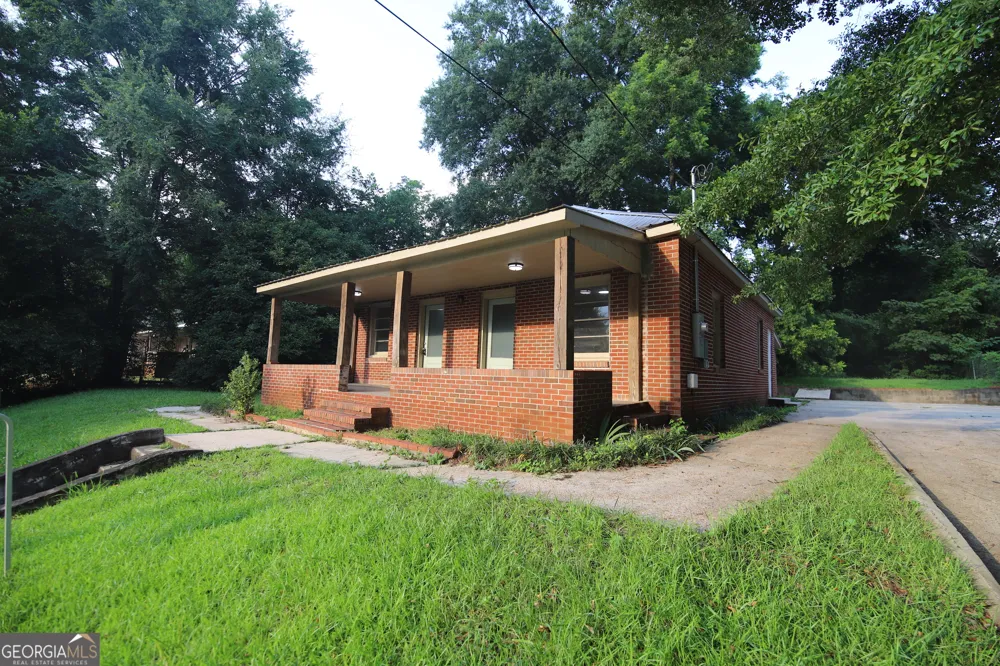 1105 Juniper ST LaGrange, GA 30240