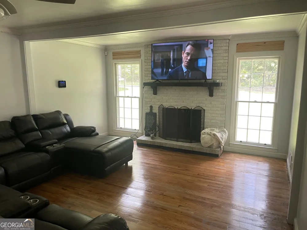103 Crestview Valley, AL 36854