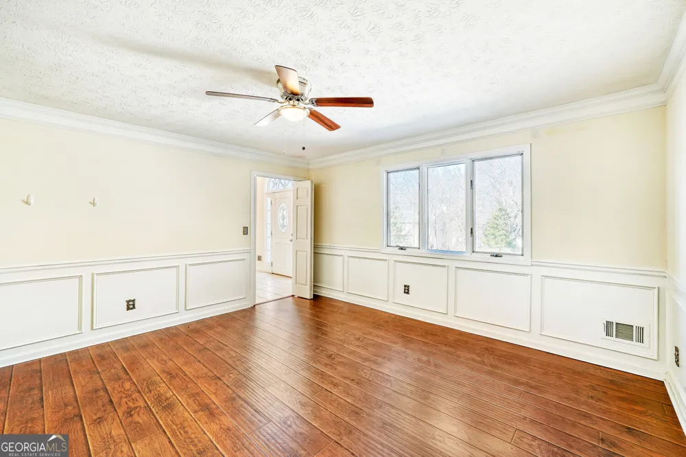 1522 Catherine CT Suwanee, GA 30024