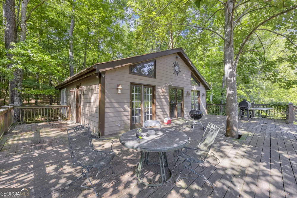 1641 Churchwell RD Union Point, GA 30669