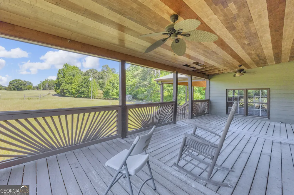 1641 Churchwell RD Union Point, GA 30669