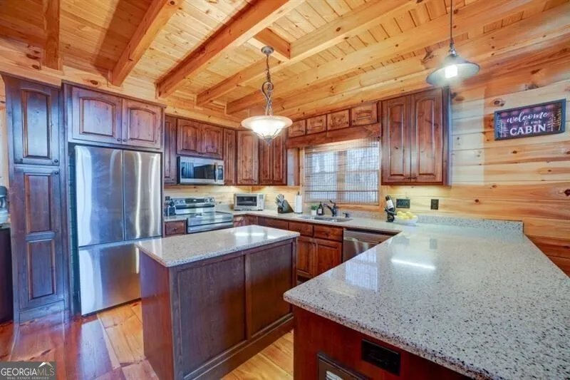 138 Lucius LN Cherry Log, GA 30522