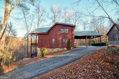138 Lucius LN