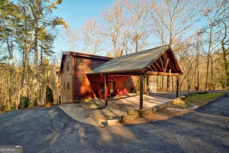 138 Lucius LN Cherry Log, GA 30522
