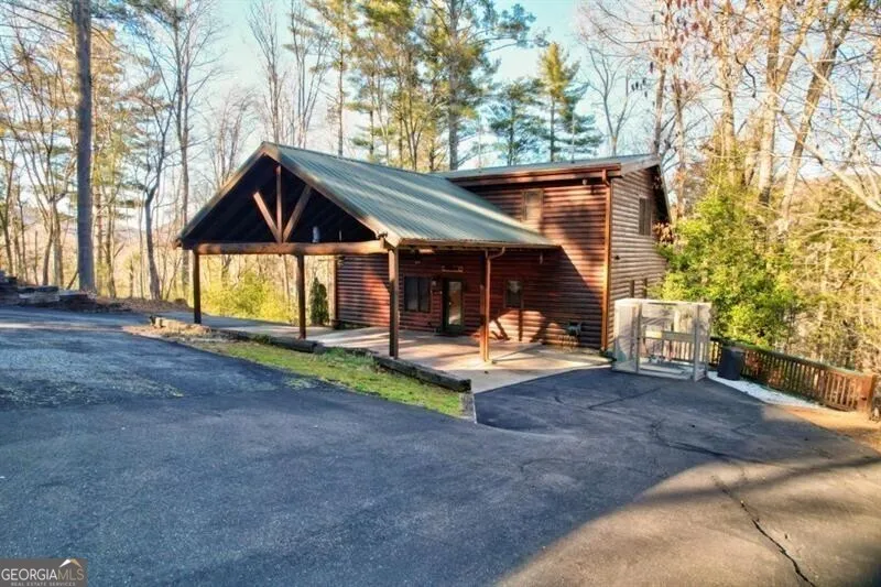 138 Lucius LN Cherry Log, GA 30522