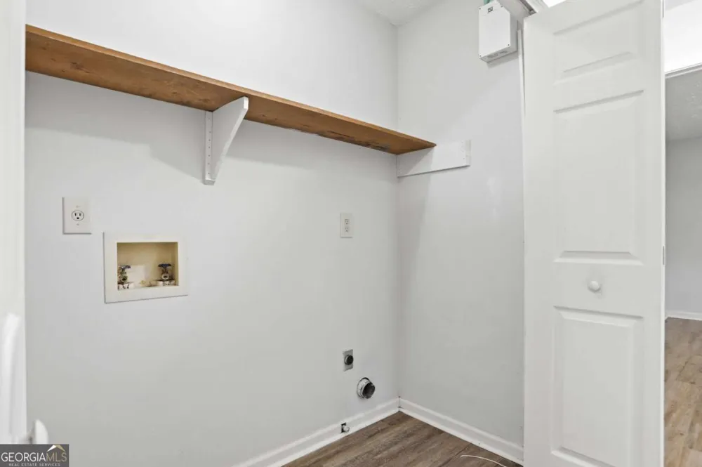 105 Woodsong CT Fayetteville, GA 30214