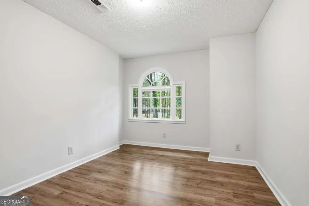 105 Woodsong CT Fayetteville, GA 30214