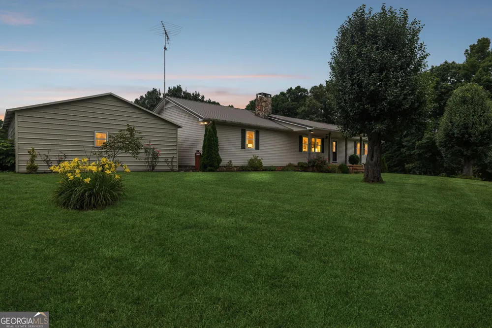 187 Burns LN Benton, TN 37307