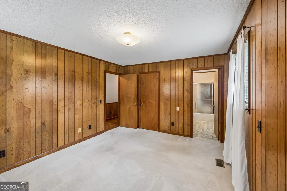 187 Burns LN Benton, TN 37307