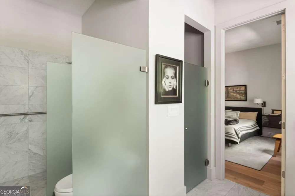 37 Swann RDG Chattahoochee Hills, GA 30268