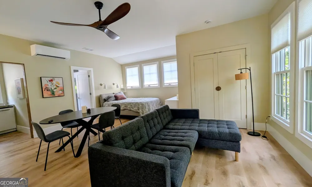 37 Swann RDG Chattahoochee Hills, GA 30268