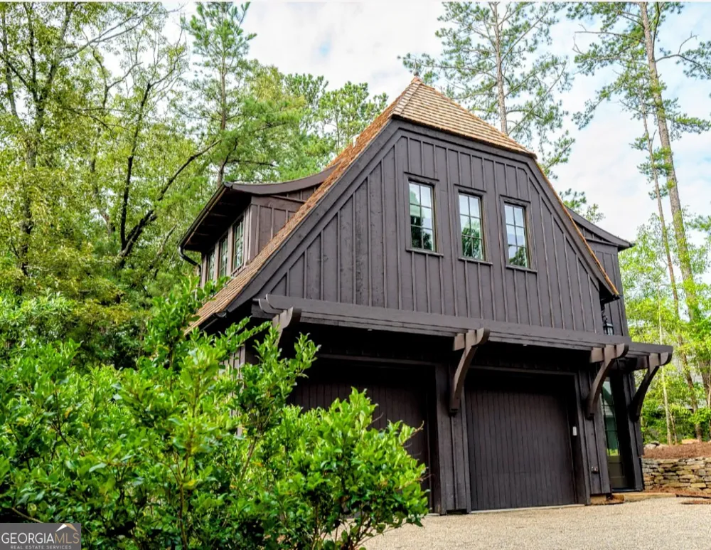 37 Swann RDG Chattahoochee Hills, GA 30268