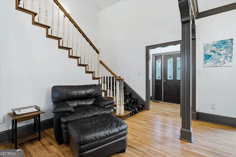 4525 Mountain View RD Oakwood, GA 30566