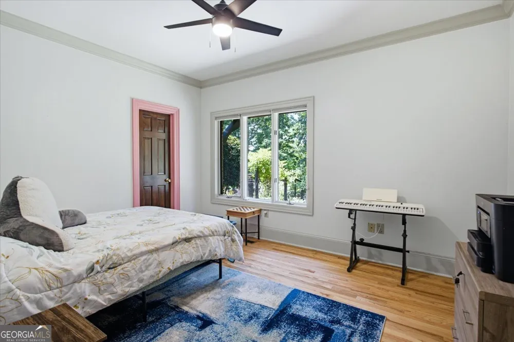 4525 Mountain View RD Oakwood, GA 30566