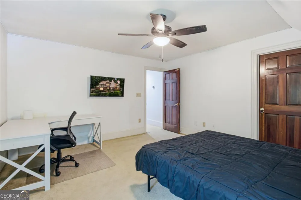 4525 Mountain View RD Oakwood, GA 30566