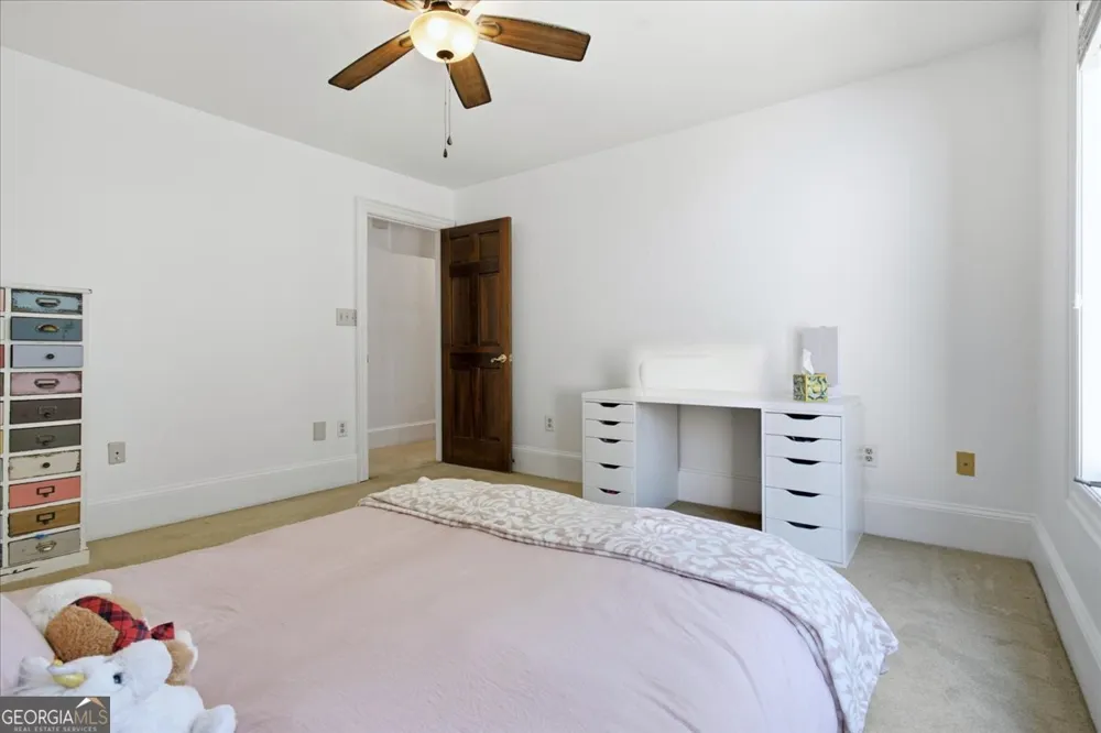 4525 Mountain View RD Oakwood, GA 30566