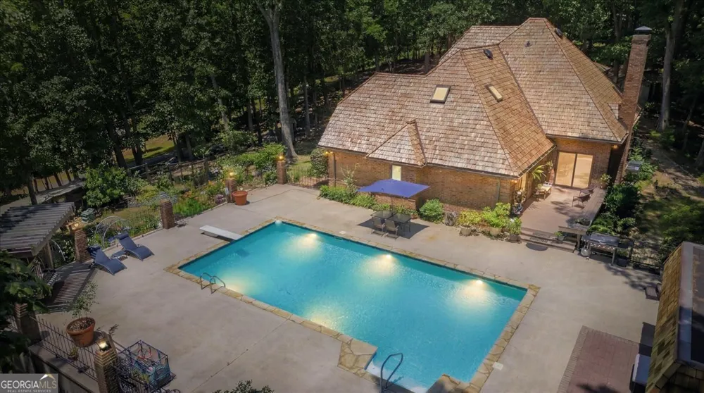 4525 Mountain View RD Oakwood, GA 30566
