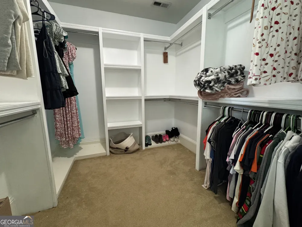 4525 Mountain View RD Oakwood, GA 30566