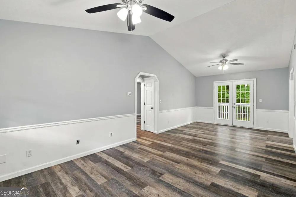 433 Elliots LN Dahlonega, GA 30533